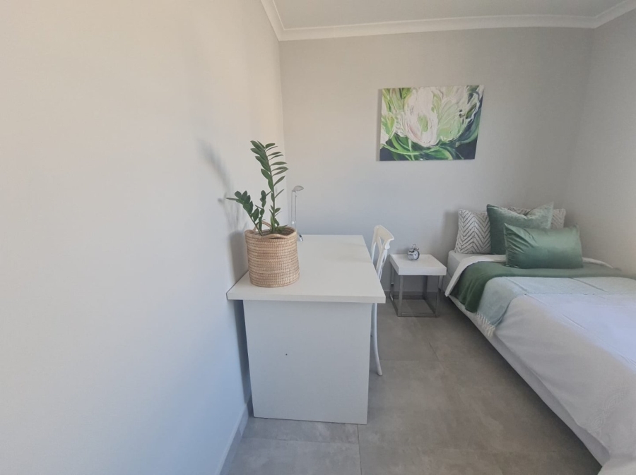 2 Bedroom Property for Sale in Parklands Western Cape